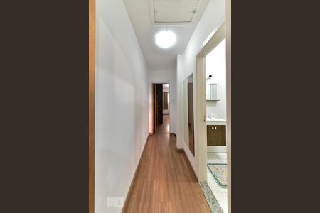 Casa à venda com 103m², 2 quartos e 2 vagas