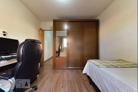Casa à venda com 103m², 2 quartos e 2 vagas Casa à venda com 103m², 2 quartos e 2 vagasQuarto 2