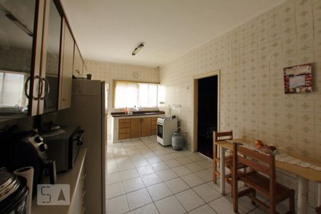 Casa à venda com 100m², 2 quartos e 7 vagasCozinha - casa 1