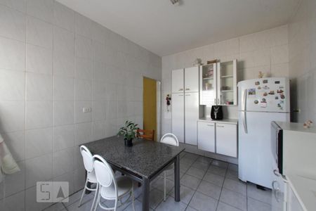 Casa à venda com 100m², 2 quartos e 7 vagasCozinha - casa 2