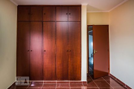 Casa à venda com 190m², 4 quartos e 2 vagasQuarto 2