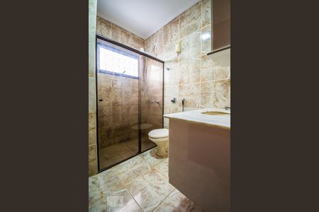 Casa à venda com 190m², 4 quartos e 2 vagasBanheiro da Suíte 2