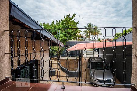 Casa à venda com 190m², 4 quartos e 2 vagasvaranda