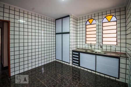 Casa à venda com 190m², 4 quartos e 2 vagasCozinha