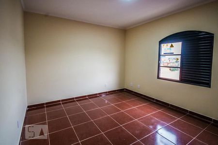 Casa à venda com 190m², 4 quartos e 2 vagasQuarto 2