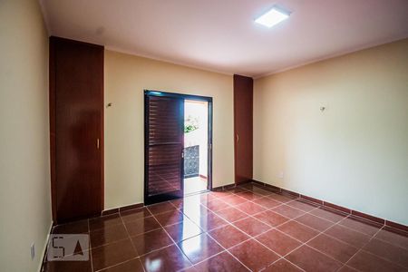 Casa à venda com 190m², 4 quartos e 2 vagasSuíte 2