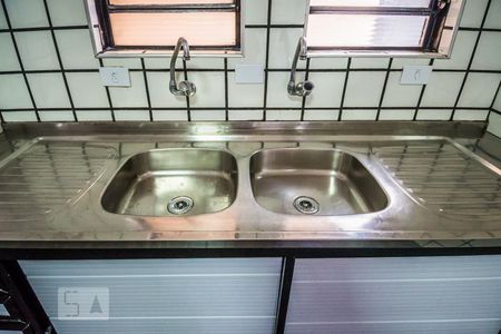 Casa à venda com 190m², 4 quartos e 2 vagasCozinha