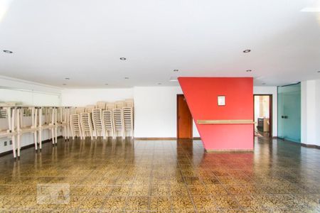 Apartamento à venda com 137m², 3 quartos e 2 vagasÁrea comum - Salão de festas