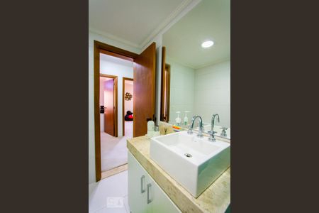 Apartamento à venda com 137m², 3 quartos e 2 vagasBanheiro Social