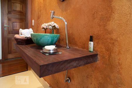 Apartamento à venda com 372m², 3 quartos e 3 vagasLavabo