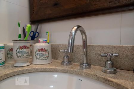 Apartamento à venda com 372m², 3 quartos e 3 vagasBanheiro da suíte master