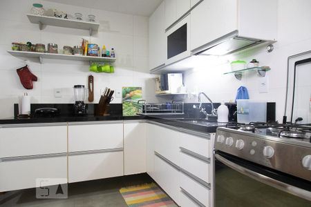 Apartamento à venda com 372m², 3 quartos e 3 vagasCozinha