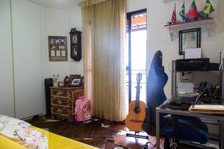 Apartamento à venda com 372m², 3 quartos e 3 vagasQuarto 2