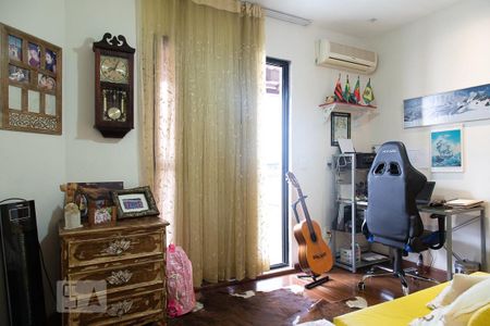 Apartamento à venda com 372m², 3 quartos e 3 vagasQuarto 2