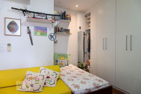 Apartamento à venda com 372m², 3 quartos e 3 vagasQuarto 2