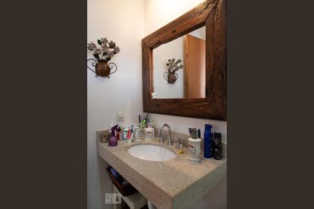 Apartamento à venda com 372m², 3 quartos e 3 vagasBanheiro da suíte master