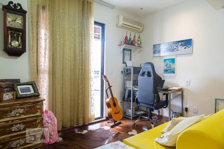 Apartamento à venda com 372m², 3 quartos e 3 vagasQuarto 2