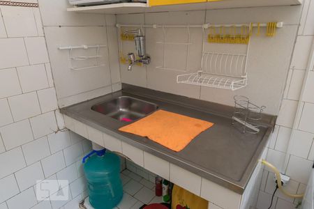 Casa à venda com 150m², 2 quartos e sem vaga Casa à venda com 150m², 2 quartos e sem vagaCozinha