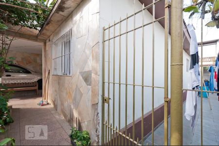 Casa à venda com 270m², 5 quartos e 1 vaga Casa à venda com 270m², 5 quartos e 1 vagaGaragem