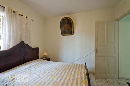 Casa à venda com 270m², 5 quartos e 1 vaga Casa à venda com 270m², 5 quartos e 1 vagaQuarto 3