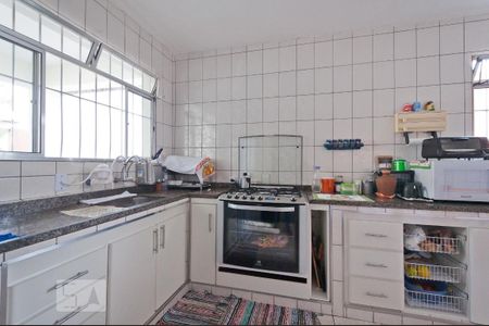 Casa à venda com 270m², 5 quartos e 1 vaga Casa à venda com 270m², 5 quartos e 1 vagaCozinha