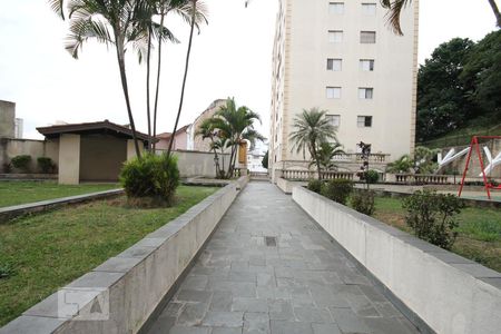 Apartamento à venda com 65m², 3 quartos e 1 vagaÁrea comum