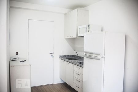 Cozinha de kitnet/studio para alugar com 1 quarto, 24m² em Consolação, São Paulo