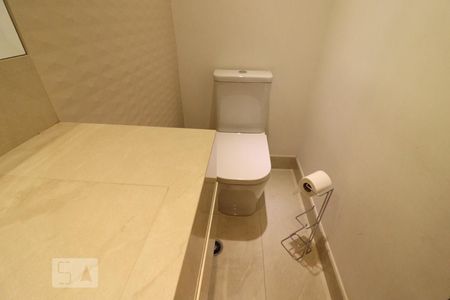 Casa à venda com 135m², 3 quartos e 2 vagasLavabo