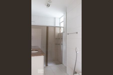Apartamento à venda com 122m², 3 quartos e sem vagaBanheiro