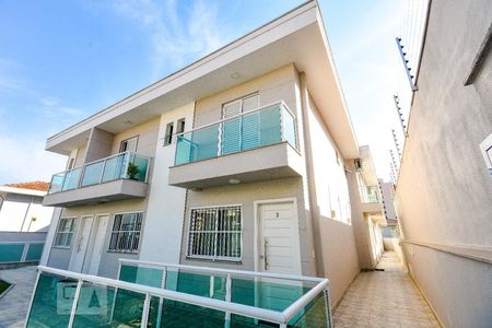 Casa de condomínio à venda com 65m², 2 quartos e 2 vagas Casa de condomínio à venda com 65m², 2 quartos e 2 vagasFachada