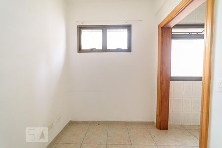 Apartamento para alugar com 130m², 3 quartos e 2 vagasQuarto de Serviço