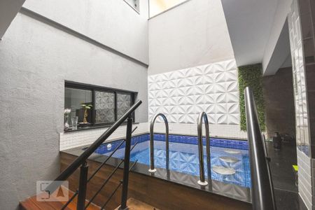 Casa à venda com 180m², 3 quartos e sem vagaPiscina privativa