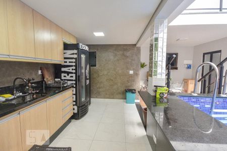 Casa à venda com 180m², 3 quartos e sem vagaEspaço Gourmet