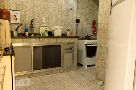Casa à venda com 200m², 3 quartos e sem vaga Casa à venda com 200m², 3 quartos e sem vagaCozinha