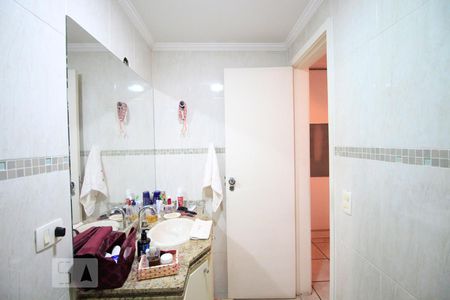 Apartamento à venda com 136m², 4 quartos e 1 vagaBanheiro da suite - Quarto 4