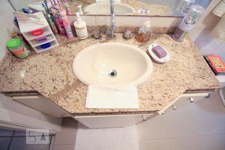 Apartamento à venda com 136m², 4 quartos e 1 vagaBanheiro Social