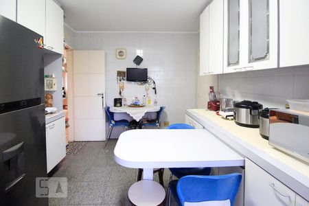 Apartamento à venda com 136m², 4 quartos e 1 vagaCozinha