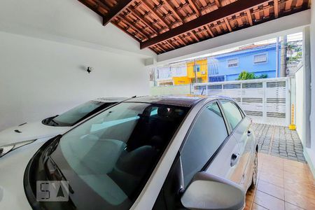 Casa para alugar com 320m², 3 quartos e 5 vagas Casa para alugar com 320m², 3 quartos e 5 vagasGaragem
