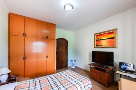 Casa para alugar com 320m², 3 quartos e 5 vagas Casa para alugar com 320m², 3 quartos e 5 vagasQuarto 2