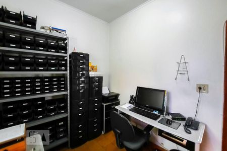 Casa para alugar com 320m², 3 quartos e 5 vagas Casa para alugar com 320m², 3 quartos e 5 vagasQuarto de Serviço