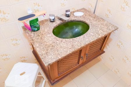 Casa para alugar com 320m², 3 quartos e 5 vagas Casa para alugar com 320m², 3 quartos e 5 vagasBanheiro da Suíte