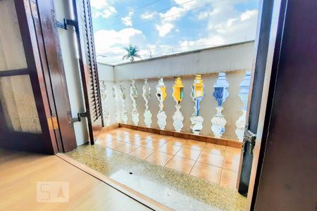 Casa para alugar com 320m², 3 quartos e 5 vagas Casa para alugar com 320m², 3 quartos e 5 vagasVaranda da Suíte