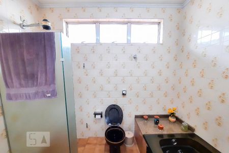 Casa para alugar com 320m², 3 quartos e 5 vagas Casa para alugar com 320m², 3 quartos e 5 vagasBanheiro Social