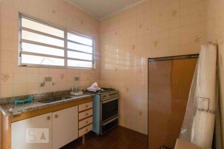 Casa à venda com 250m², 3 quartos e 3 vagas Casa à venda com 250m², 3 quartos e 3 vagasCasa 2 - Cozinha