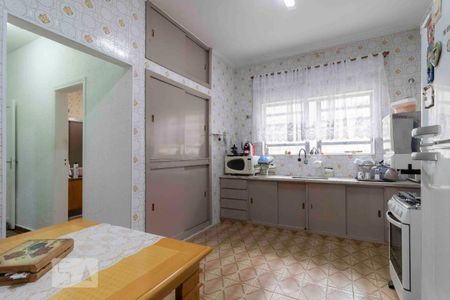 Casa à venda com 250m², 3 quartos e 3 vagas Casa à venda com 250m², 3 quartos e 3 vagasCozinha