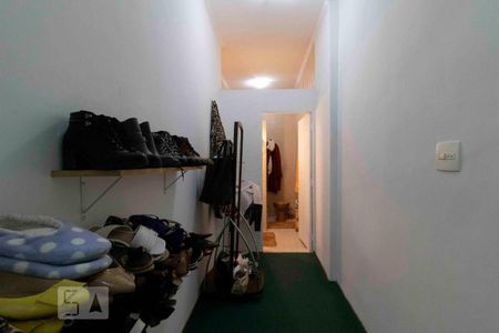 Casa à venda com 250m², 3 quartos e 3 vagas Casa à venda com 250m², 3 quartos e 3 vagasSuíte