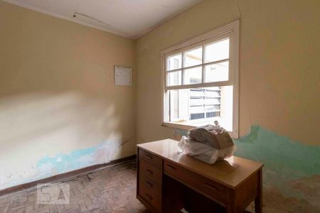 Casa à venda com 250m², 3 quartos e 3 vagas Casa à venda com 250m², 3 quartos e 3 vagasCasa 3