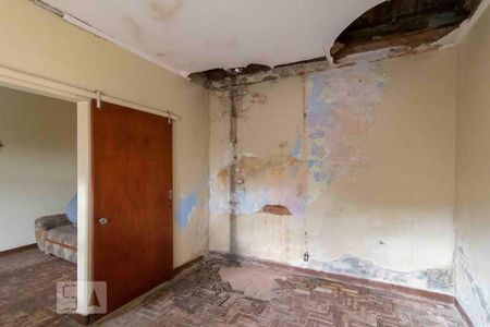 Casa à venda com 250m², 3 quartos e 3 vagas Casa à venda com 250m², 3 quartos e 3 vagasCasa 3