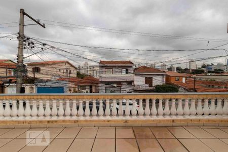 Casa à venda com 250m², 3 quartos e 3 vagas Casa à venda com 250m², 3 quartos e 3 vagasÁrea Externa - Frente