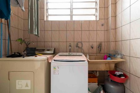 Casa à venda com 250m², 3 quartos e 3 vagas Casa à venda com 250m², 3 quartos e 3 vagasÁrea de Serviço